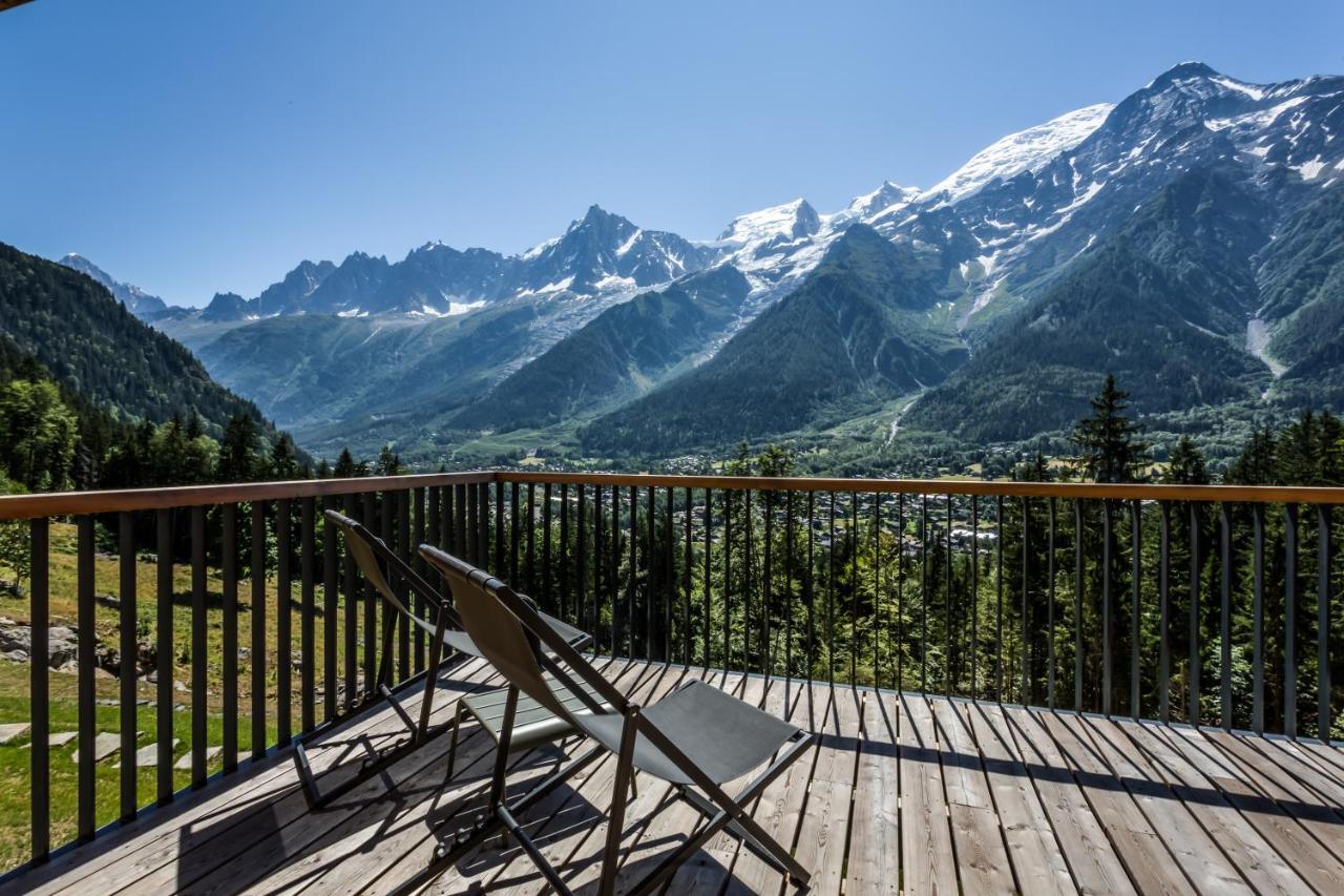 Le Chalet Mont Blanc เลอุชส์ ภายนอก รูปภาพ